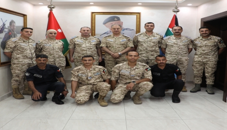 تكريم ضباط وأفراد من مديرية الادارة والقوى البشرية