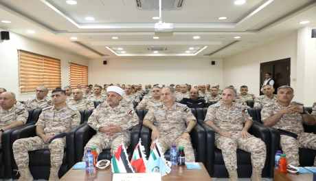 قيادة سلاح الجو الملكي تحتفل بذكرى المولد النبوي الشريف