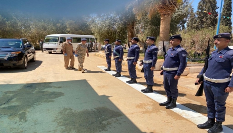 قائد سلاح الجو الملكي يتفقد مجموعة الملك فيصل بن عبدالعزيز الجوية