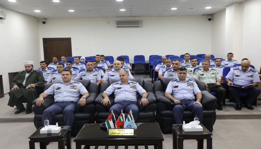 تخريج الدورة التأسيسية للضباط رقم/88 في مدرسة الأركان الصغرى