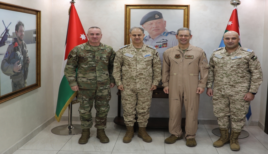 قائد سلاح الجو الملكي يستقبل رئيس أركان القوات الجوية الامريكية