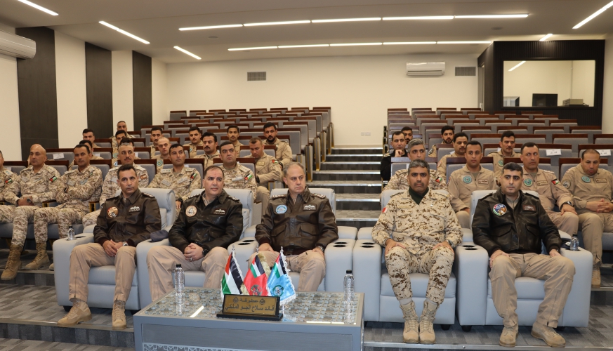 تخريج دورة الطيران التحويلي/ 27 في سلاح الجو الملكي